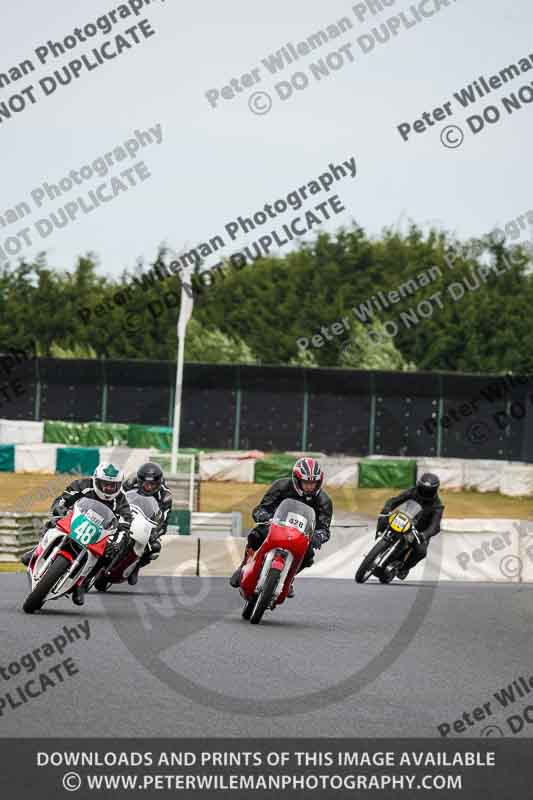 Vintage motorcycle club;eventdigitalimages;mallory park;mallory park trackday photographs;no limits trackdays;peter wileman photography;trackday digital images;trackday photos;vmcc festival 1000 bikes photographs